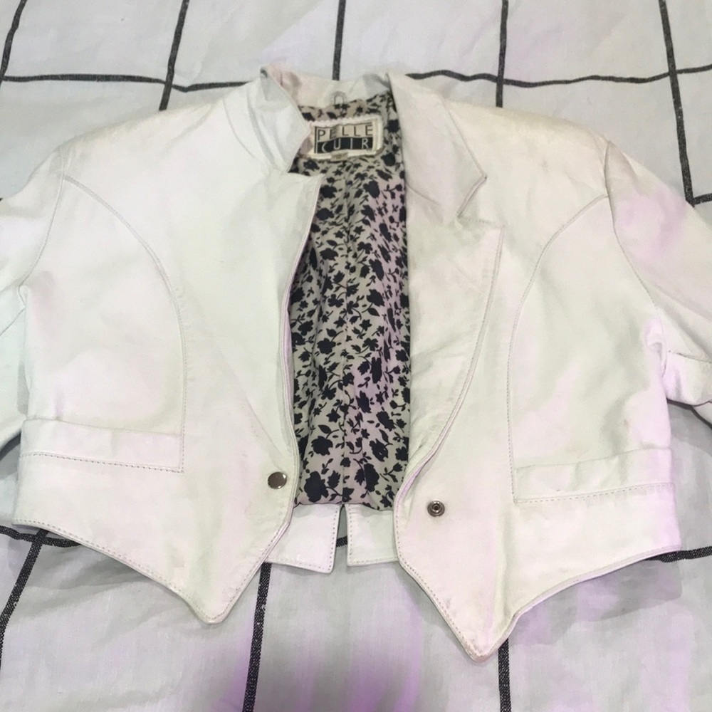 size medium cropped white leather jacket